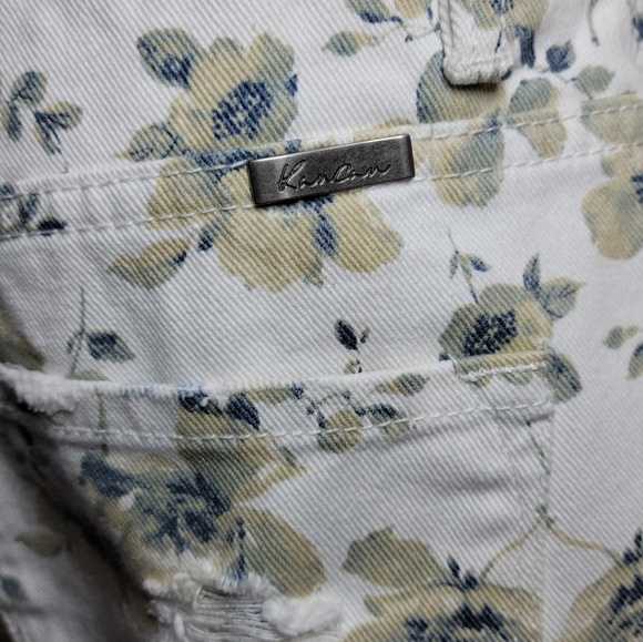 KanCan Floral Summer High Rise Shorts 100% Cotton Size Medium - Picture 6 of 8